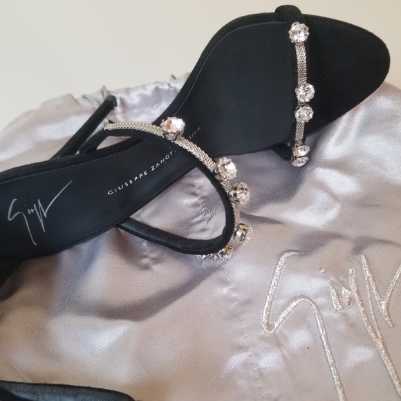 GIUSEPPE ZANOTTI STILETTOS - Picture 3 of 8